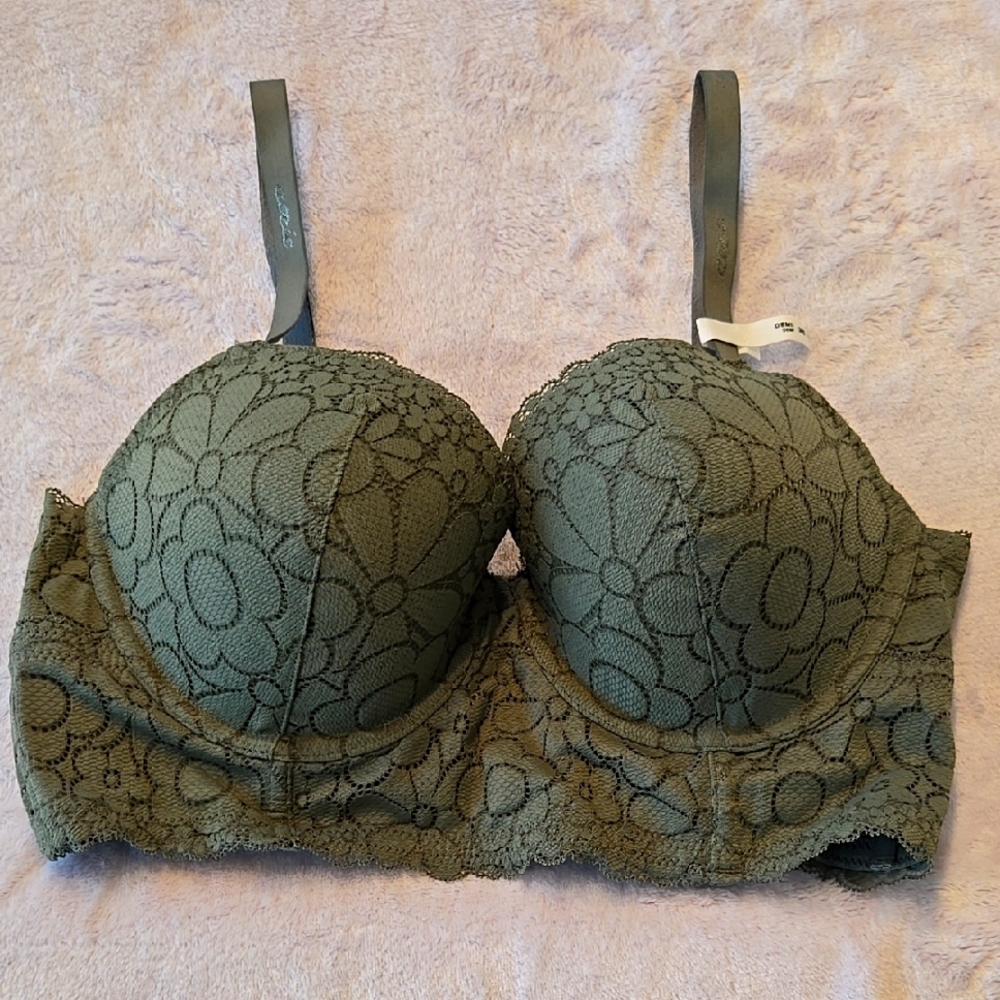 Aerie Green Underwire Lace Bra with Floral Pattern